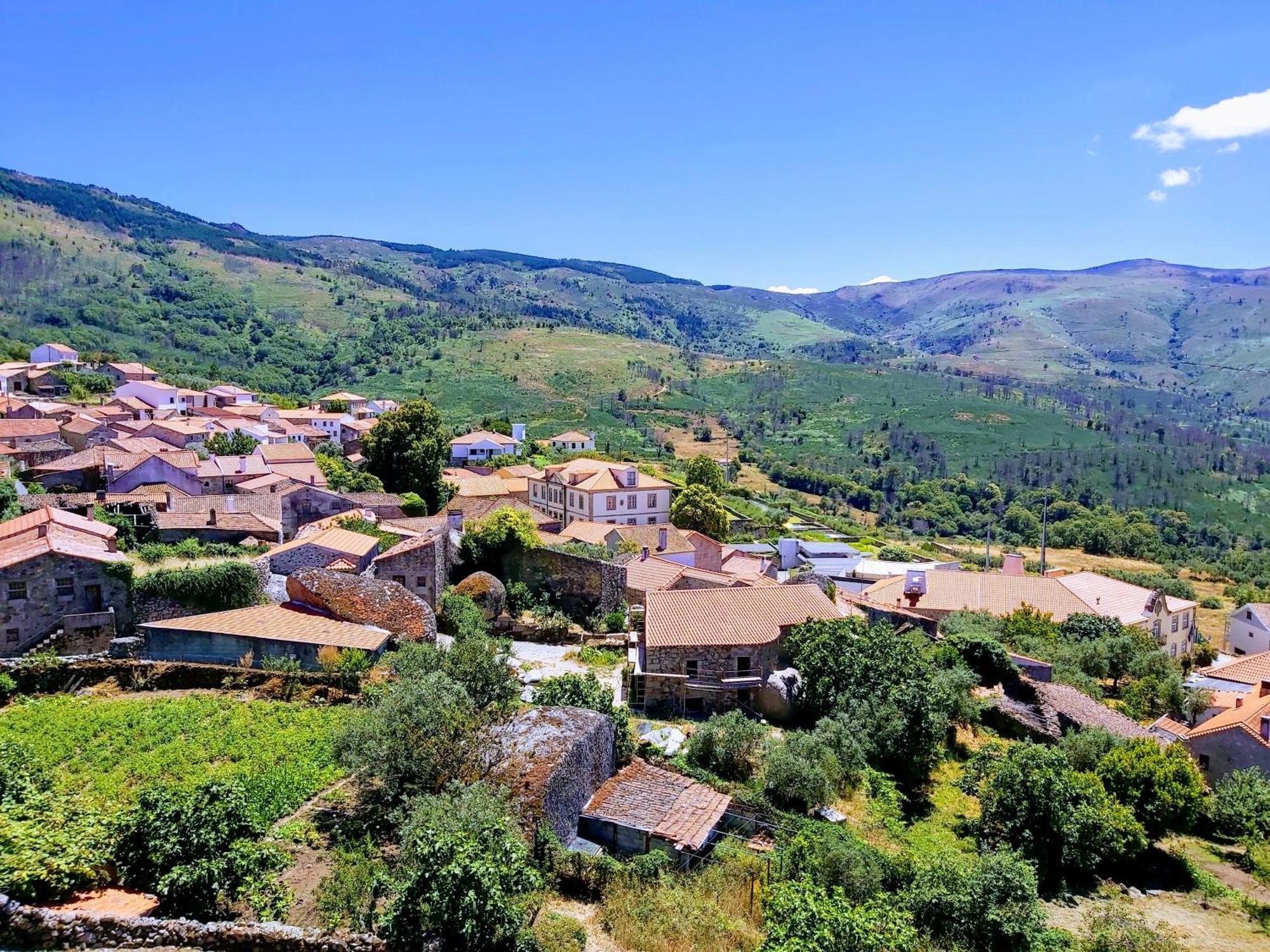 Recanto Da Pedra * Linhares (Guarda)